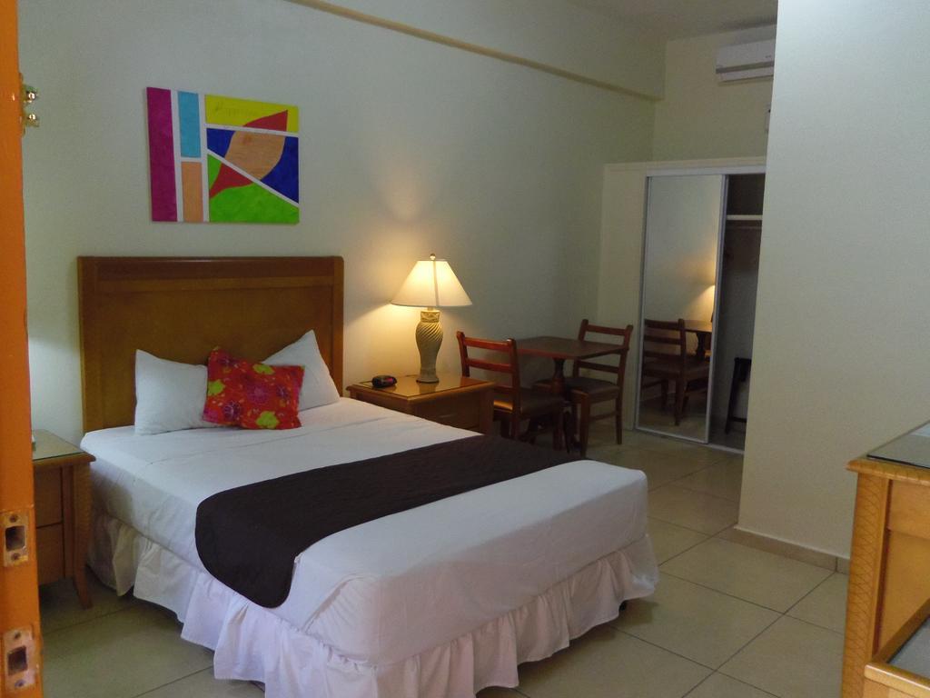 Alicia'S Inn Philipsburg (Sint Maarten) Quarto foto